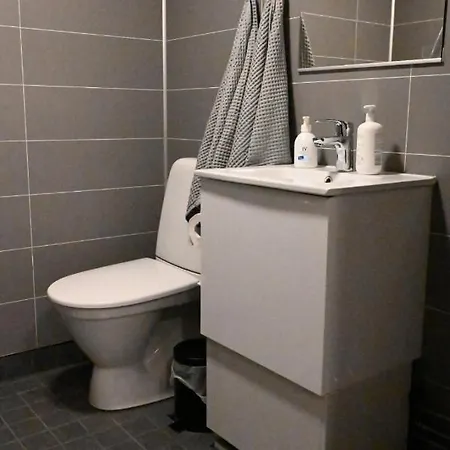 Rauha 1b, Minikoti Saunalla, Parkkipaikka Ja Rauhallinen Sijainti Aparthotel